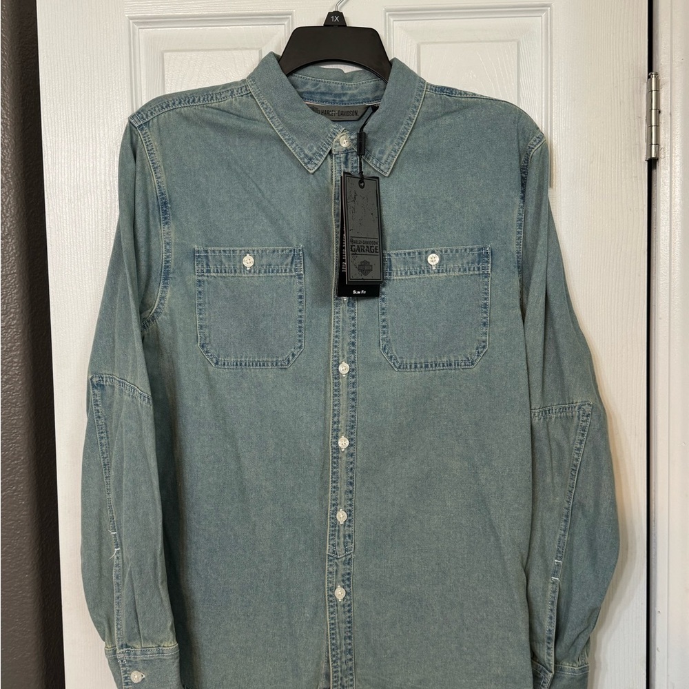 NWT Harley-Davidson Light Blue Denim Shirt size Medium